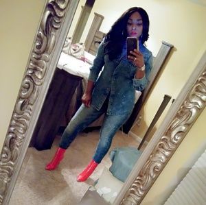 Meet your Posher, Latoya